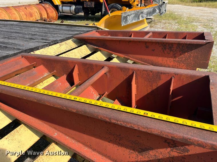 image for item EK8964 1997 Towmaster 0C-20 equipment trailer