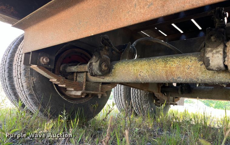 image for item EK8964 1997 Towmaster 0C-20 equipment trailer