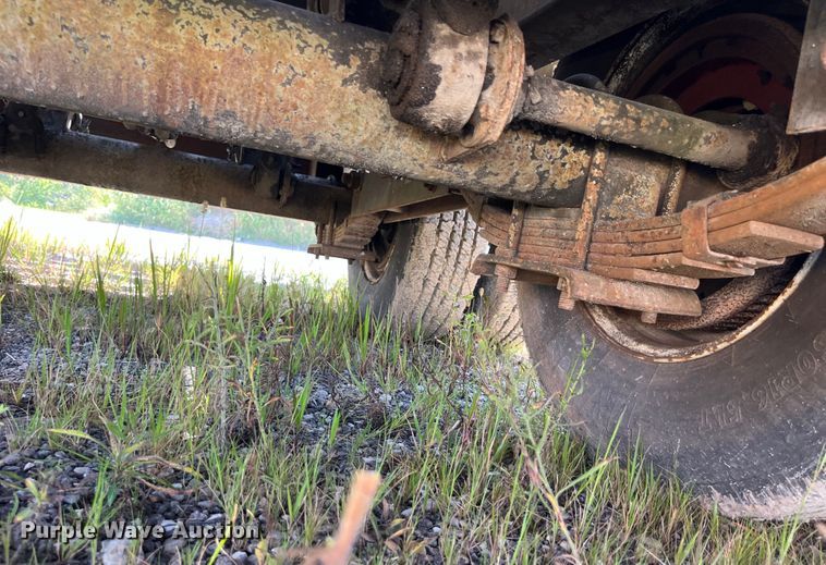 image for item EK8964 1997 Towmaster 0C-20 equipment trailer