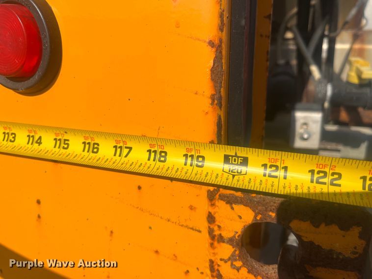 image for item EK8965 2006 International  7400 dump truck