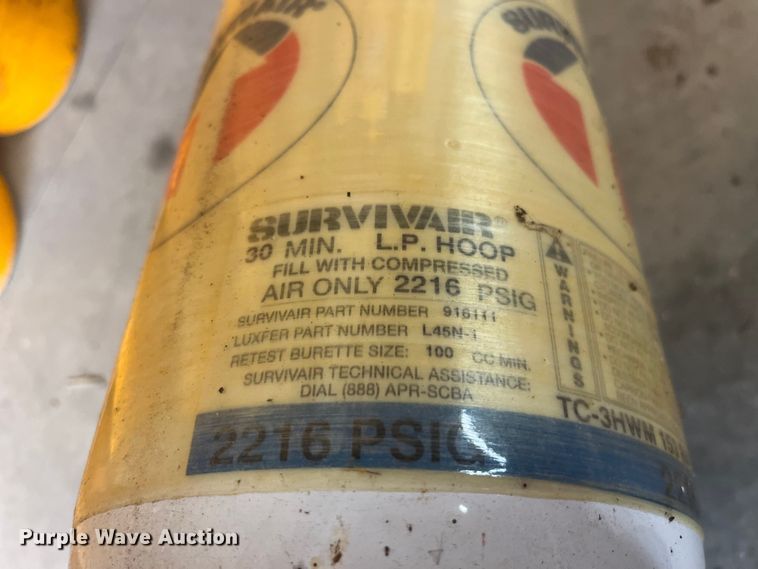 image for item EK8973 Approximately 25 air tanks