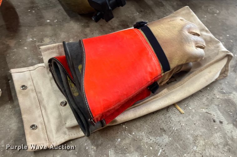 image for item EK8974 Fire fighting equipment 