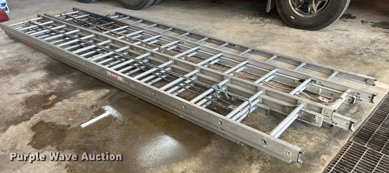 image for item EK8975 Ladders