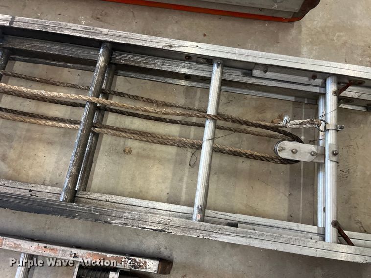 image for item EK8975 Ladders