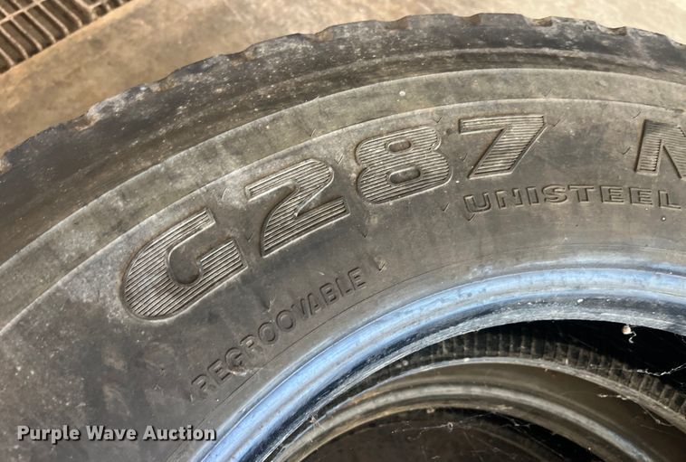 image for item EK8976 (2) 11R22.5 tires