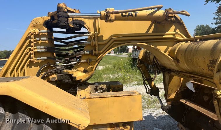 image for item EK8982 1982 Caterpillar  613B scraper