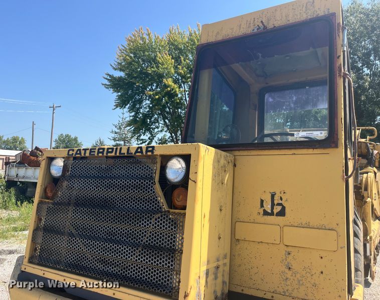 image for item EK8982 1982 Caterpillar  613B scraper