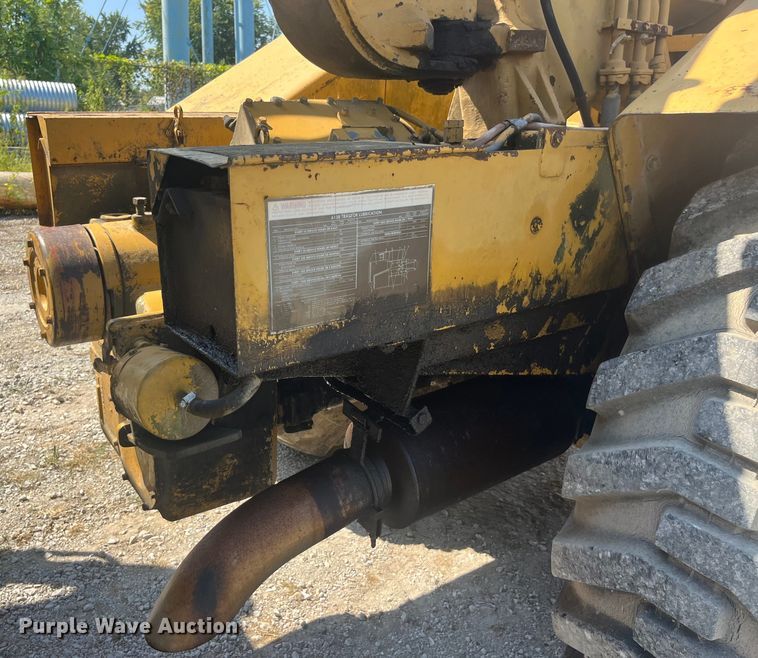image for item EK8982 1982 Caterpillar  613B scraper