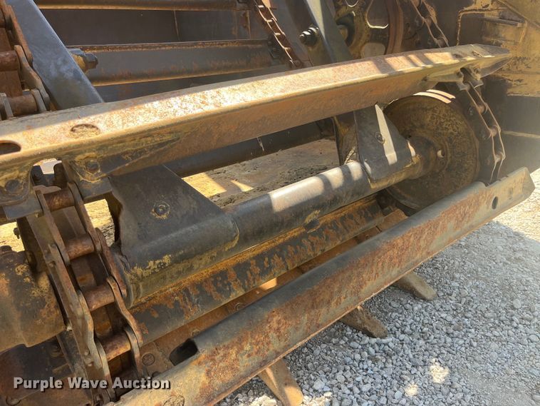 image for item EK8982 1982 Caterpillar  613B scraper