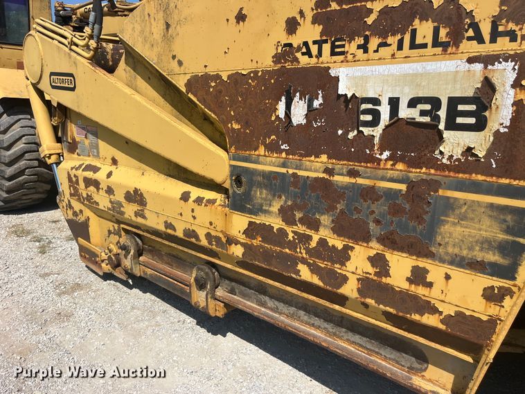 image for item EK8982 1982 Caterpillar  613B scraper