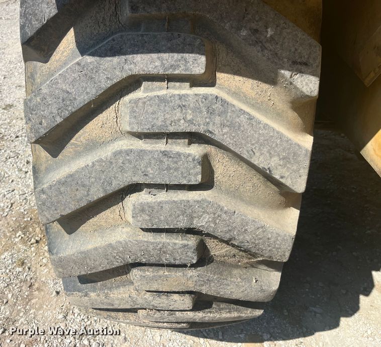 image for item EK8982 1982 Caterpillar  613B scraper