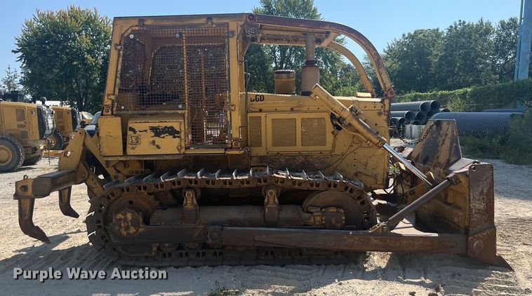 image for item EK8983 1990 Caterpillar  D6D PS dozer