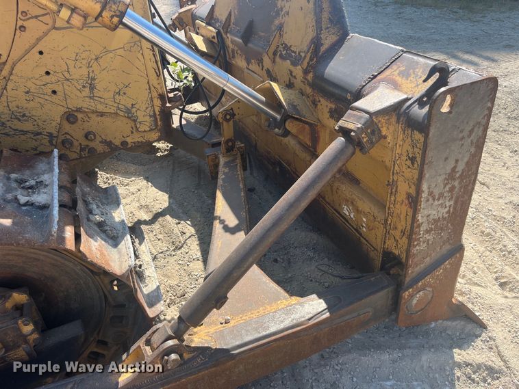 image for item EK8983 1990 Caterpillar  D6D PS dozer