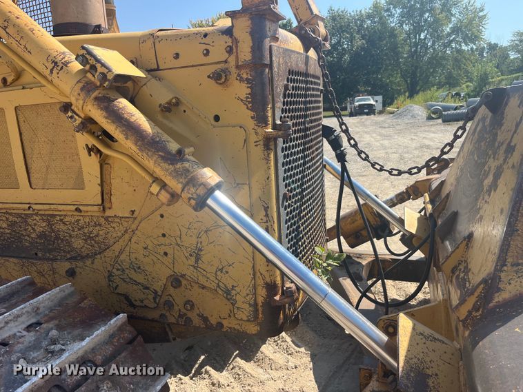image for item EK8983 1990 Caterpillar  D6D PS dozer
