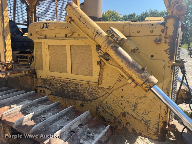 image for item EK8983 1990 Caterpillar  D6D PS dozer