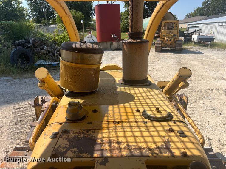 image for item EK8983 1990 Caterpillar  D6D PS dozer