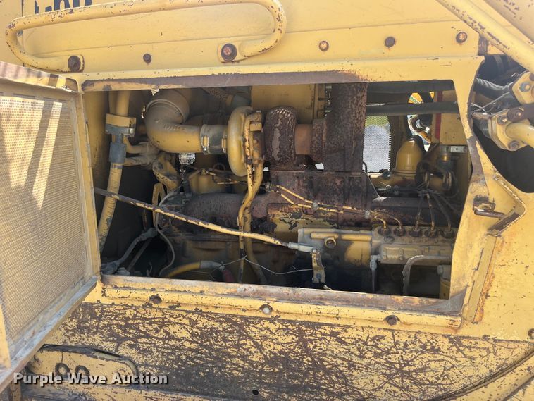 image for item EK8983 1990 Caterpillar  D6D PS dozer