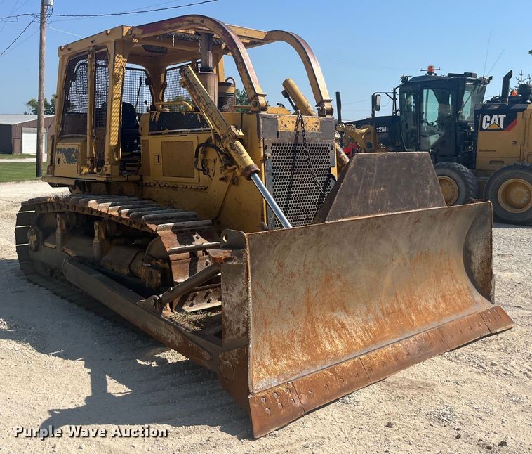 image for item EK8984 1995 Caterpillar  D6EPS dozer