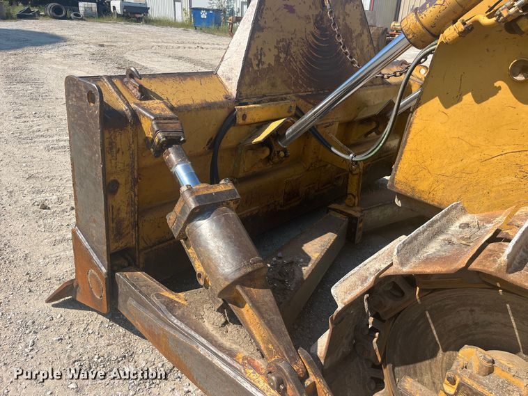 image for item EK8984 1995 Caterpillar  D6EPS dozer