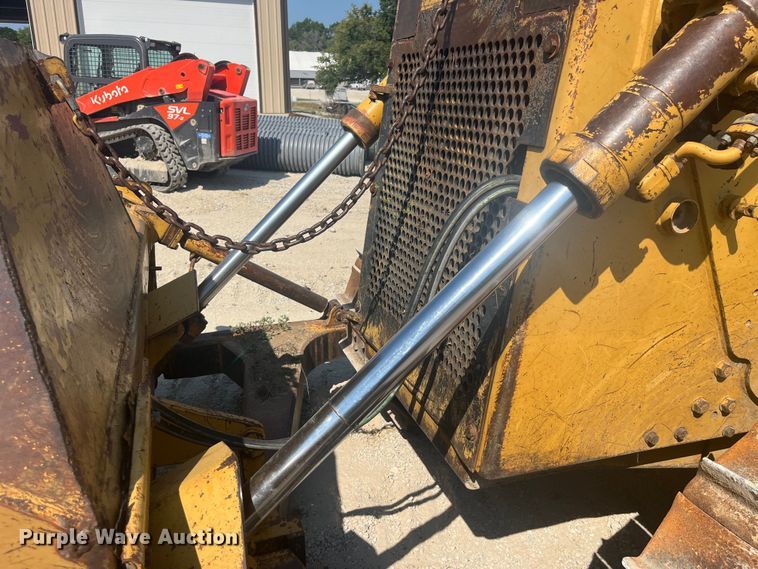 image for item EK8984 1995 Caterpillar  D6EPS dozer