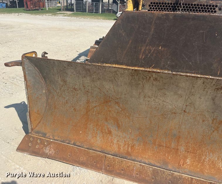 image for item EK8984 1995 Caterpillar  D6EPS dozer