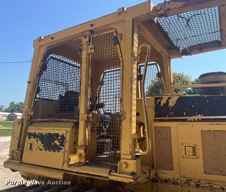 image for item EK8984 1995 Caterpillar  D6EPS dozer