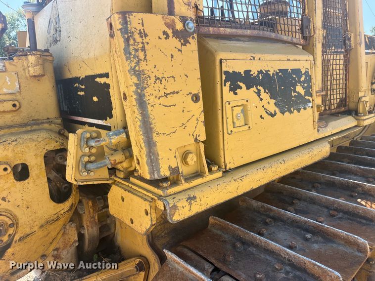 image for item EK8984 1995 Caterpillar  D6EPS dozer