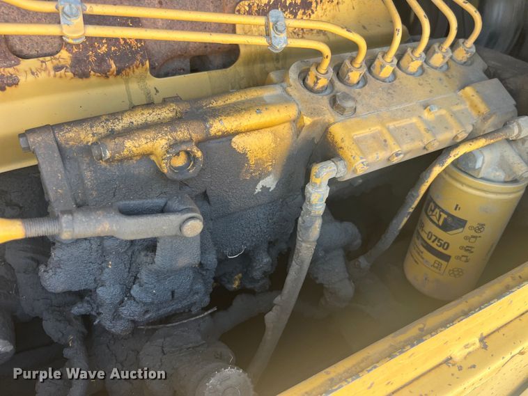 image for item EK8984 1995 Caterpillar  D6EPS dozer