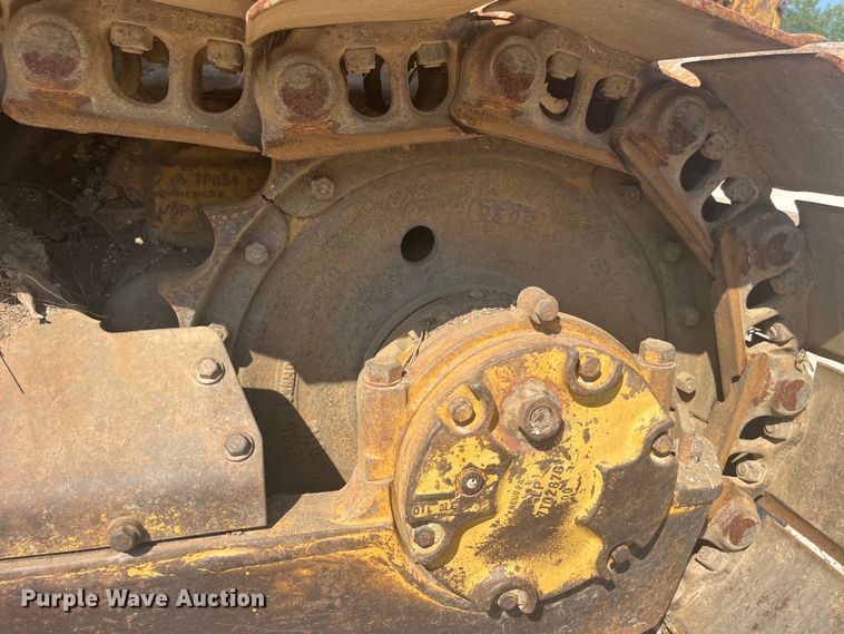 image for item EK8984 1995 Caterpillar  D6EPS dozer