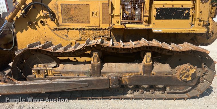 image for item EK8984 1995 Caterpillar  D6EPS dozer