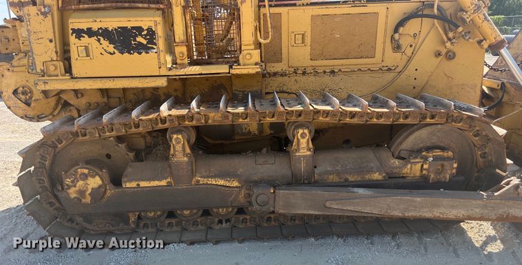 image for item EK8984 1995 Caterpillar  D6EPS dozer