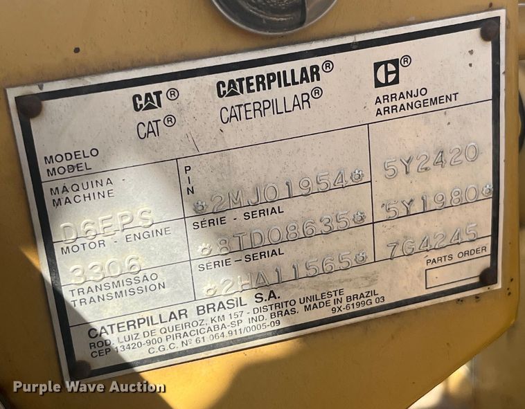 image for item EK8984 1995 Caterpillar  D6EPS dozer