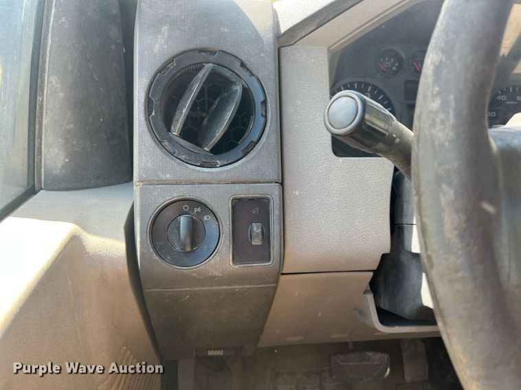 image for item EK8998 2008 Ford F450 Super Duty XL flatbed truck