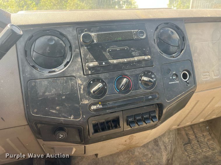 image for item EK8998 2008 Ford F450 Super Duty XL flatbed truck