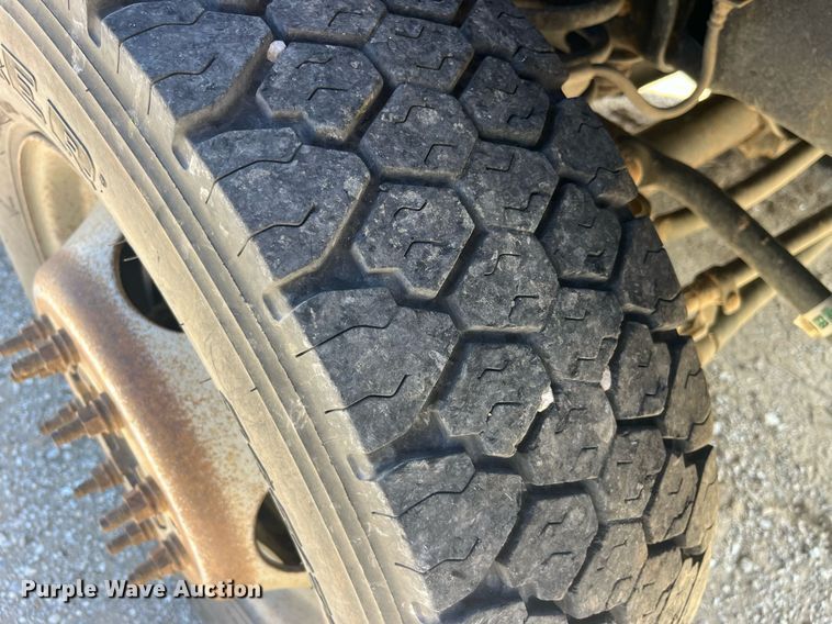 image for item EK8998 2008 Ford F450 Super Duty XL flatbed truck