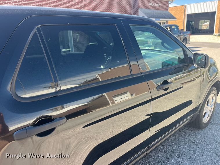 image for item EK8999 2015 Ford Explorer Police Interceptor  SUV