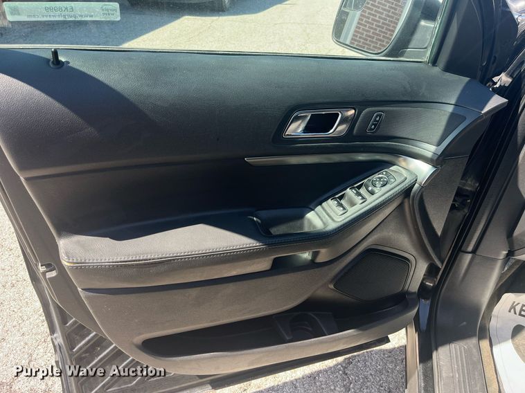 image for item EK8999 2015 Ford Explorer Police Interceptor  SUV