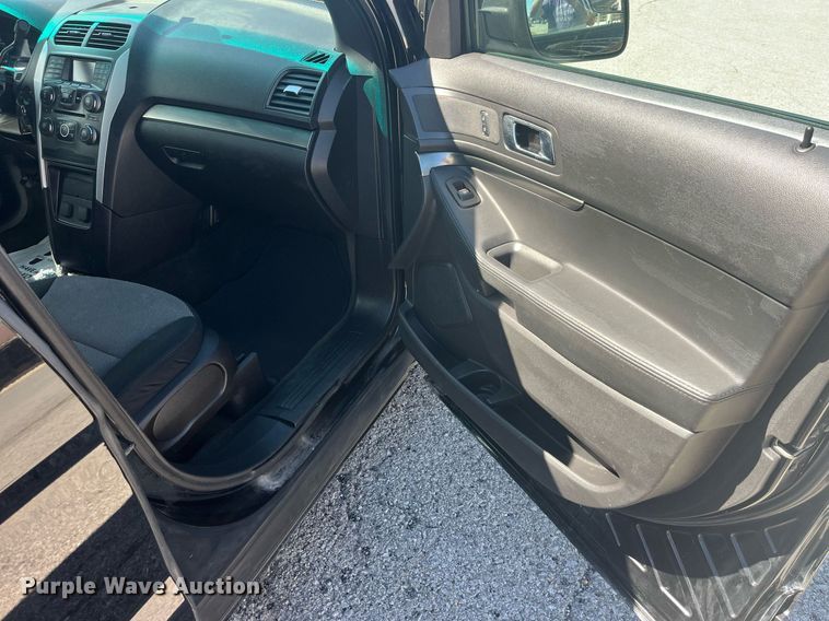 image for item EK8999 2015 Ford Explorer Police Interceptor  SUV