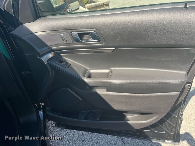 image for item EK8999 2015 Ford Explorer Police Interceptor  SUV