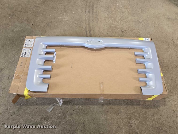 image for item KA9866 (2) Sterling truck grilles