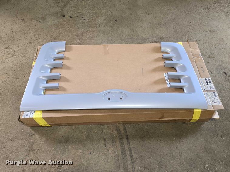 image for item KA9866 (2) Sterling truck grilles