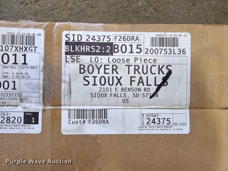 image for item KA9866 (2) Sterling truck grilles