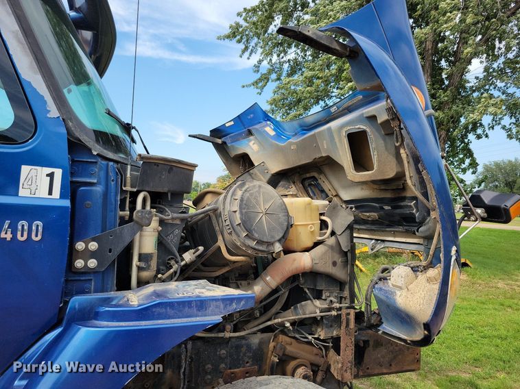 image for item KA9867 2005 International 7400 dump truck