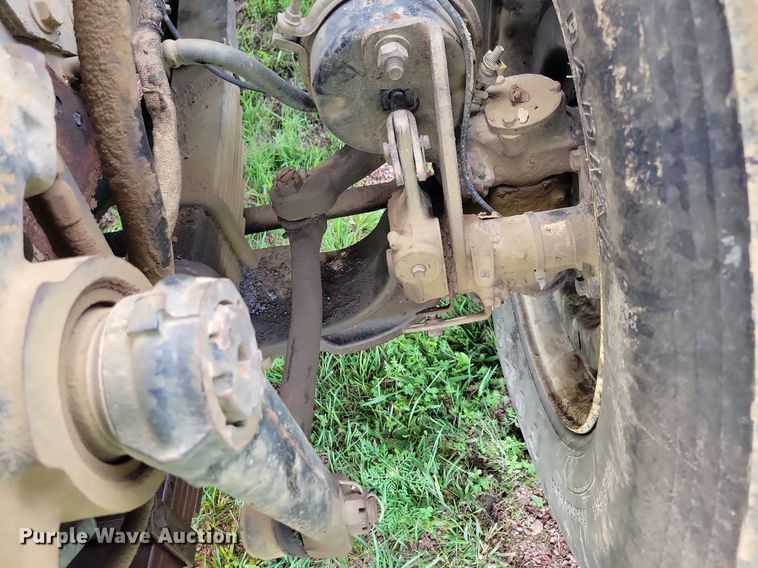 image for item KA9867 2005 International 7400 dump truck