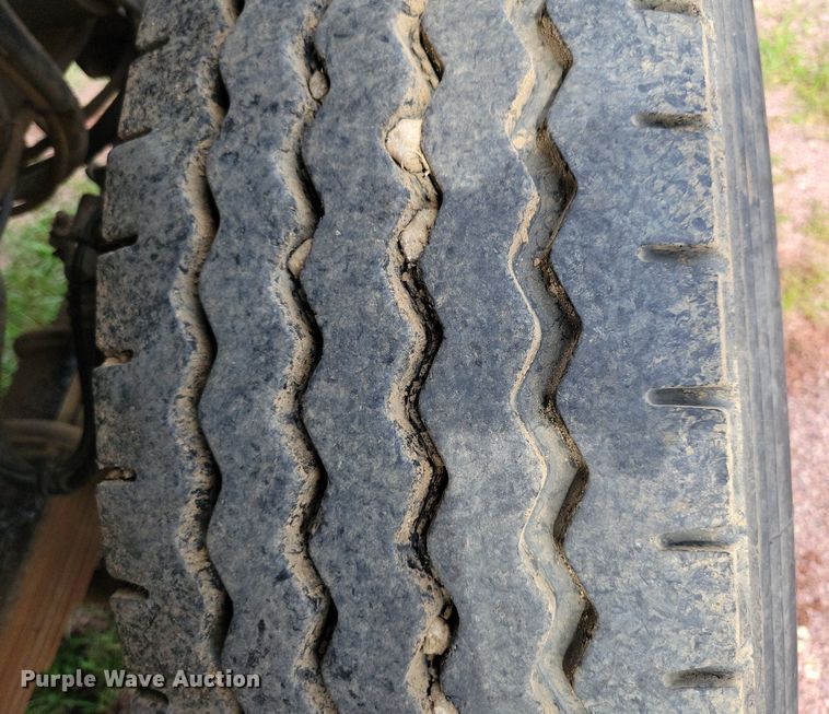 image for item KA9867 2005 International 7400 dump truck