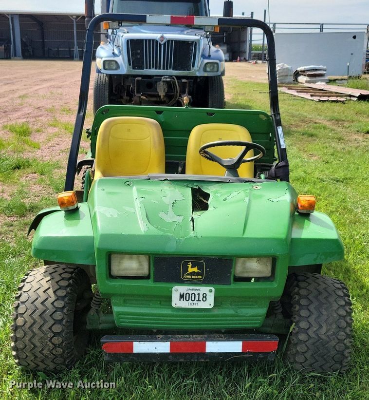 image for item KA9868 1998 John Deere Gator utility vehicle