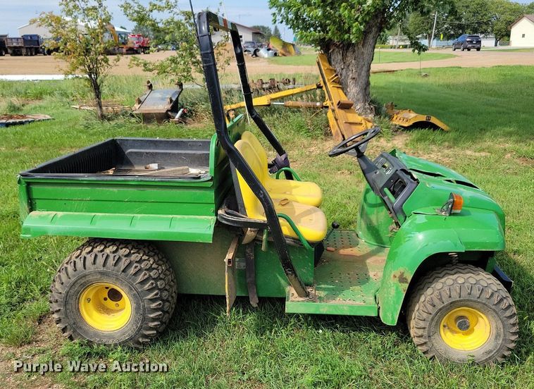 image for item KA9868 1998 John Deere Gator utility vehicle