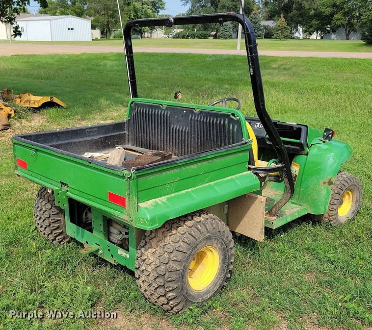 image for item KA9868 1998 John Deere Gator utility vehicle