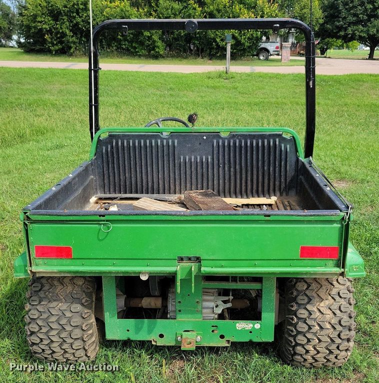 image for item KA9868 1998 John Deere Gator utility vehicle