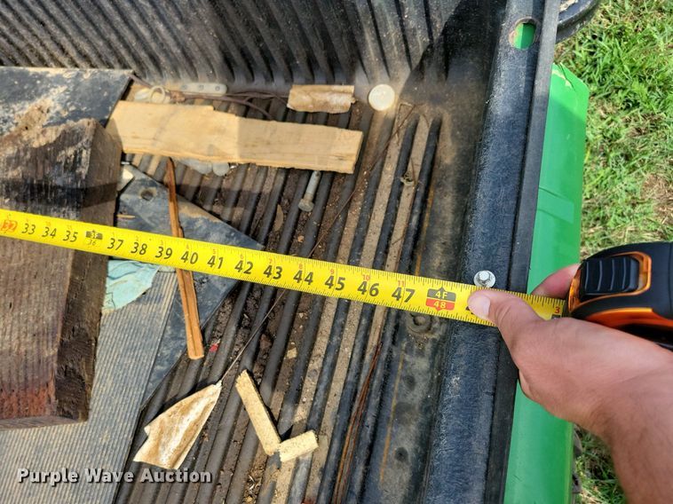 image for item KA9868 1998 John Deere Gator utility vehicle